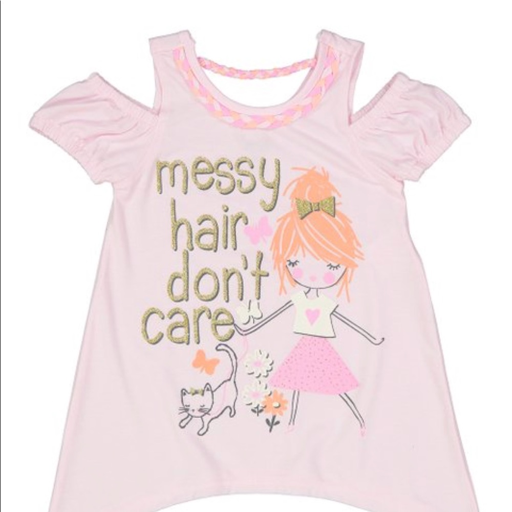 ▪️Messy Hair Don’t Care Cutout Shoulder T-shirt